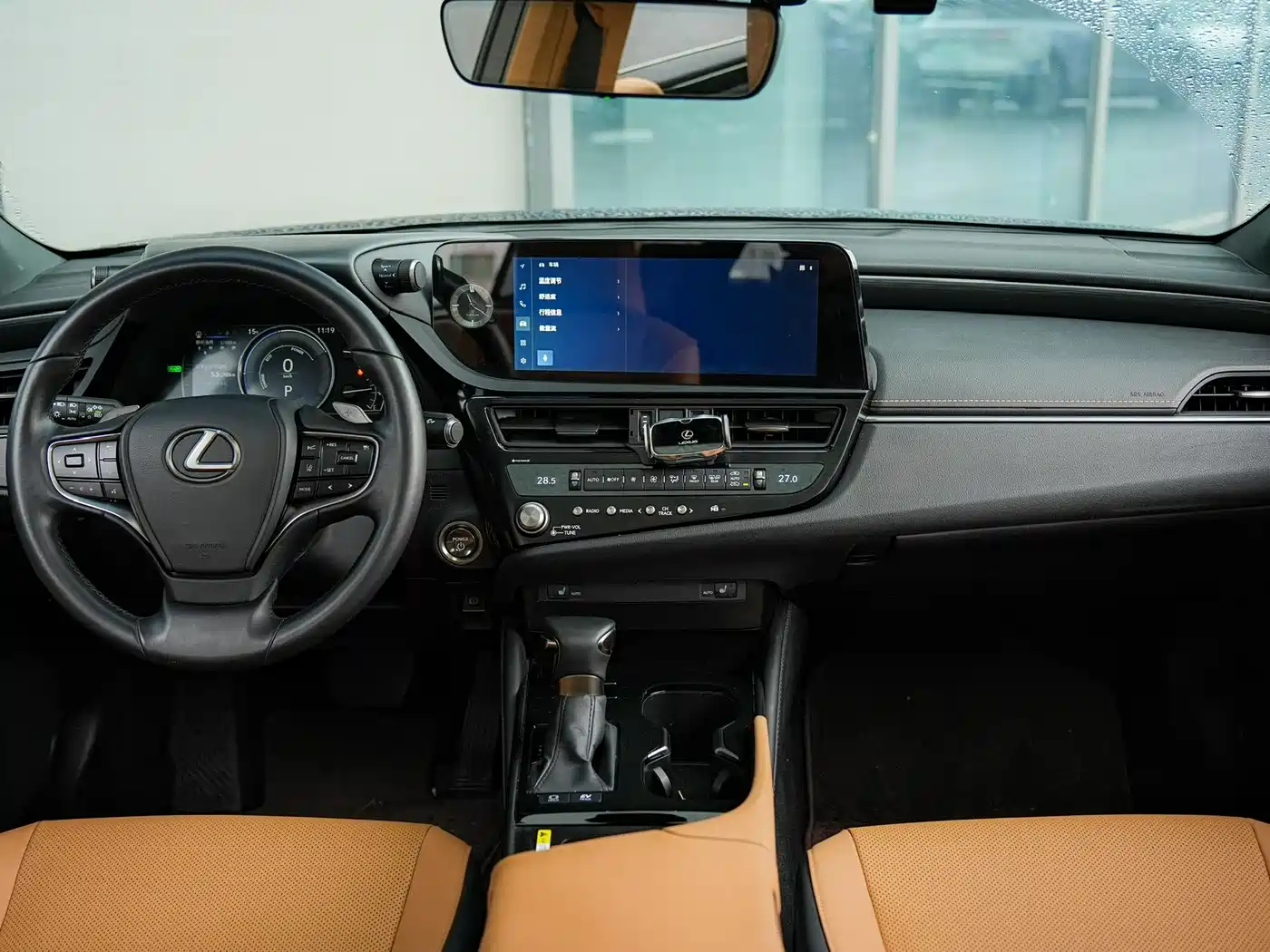 Lexus ES 2022 300h Excellence Edition фото 15
