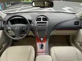 Фото 8 - Lexus ES