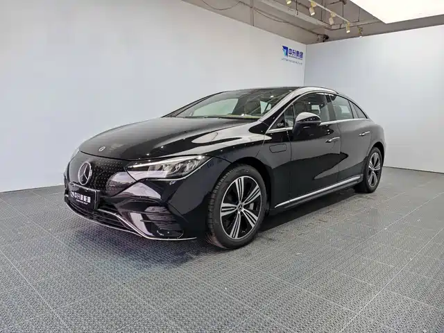 Mercedes-Benz EQE 500 4MATIC, Авангард