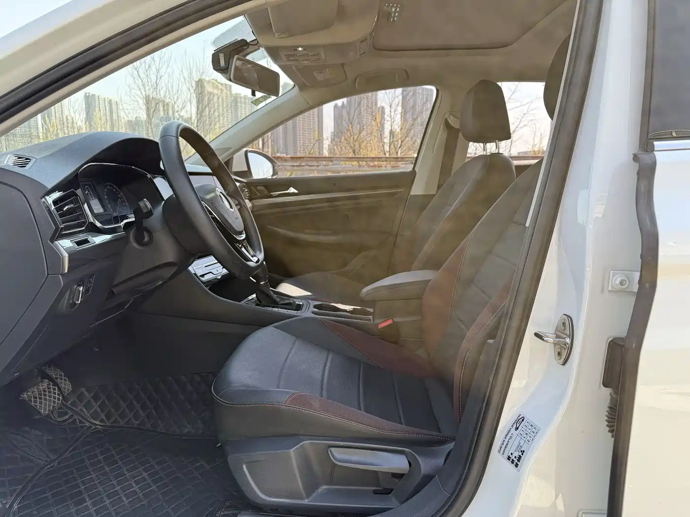Volkswagen Bora 2021 1.5L Automatic Elite Smart Edition фото 4