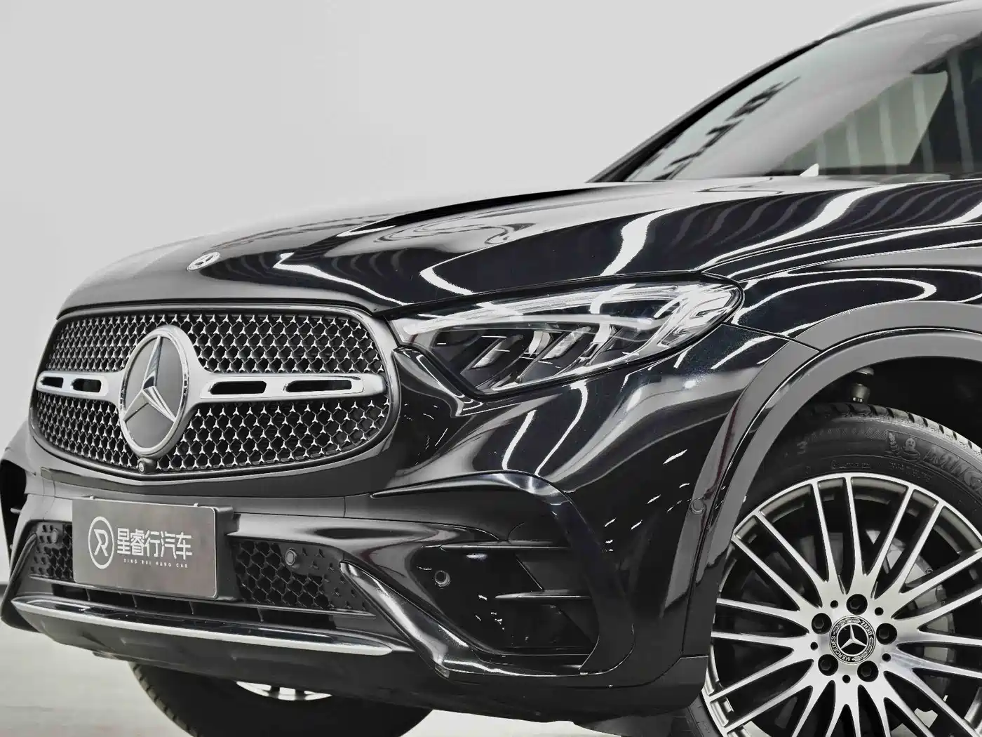 MERCEDES-BENZ GLC