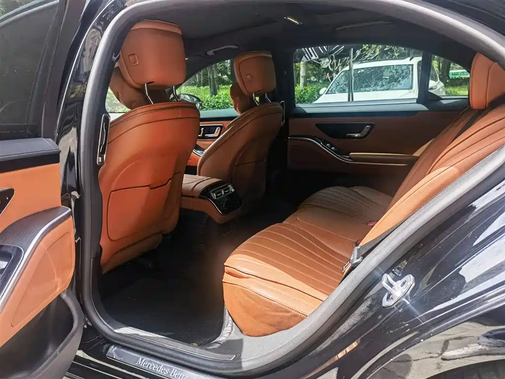 Mercedes-Benz S-Class 2024 S 400 L Business Edition фото 11