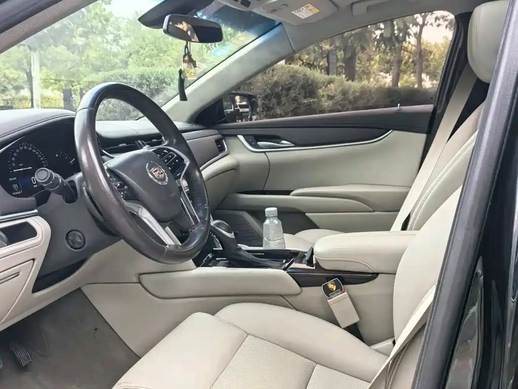 صورة 4 - Cadillac XTS