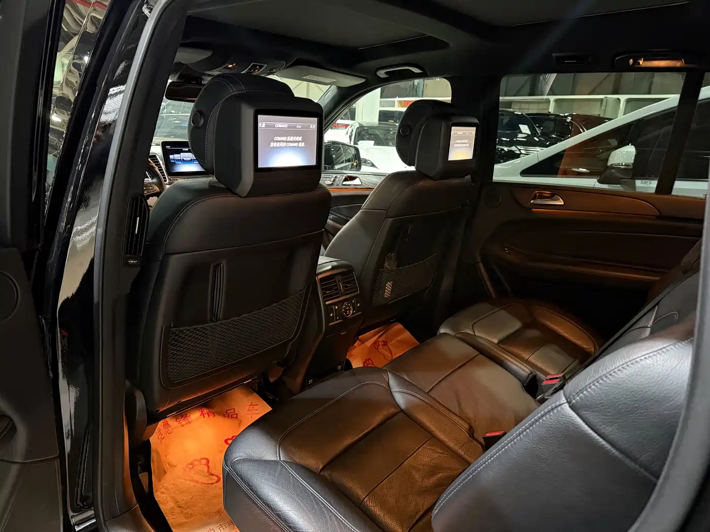 Mercedes-Benz GLS 2018 Facelift GLS 400 4MATIC Luxury фото 17