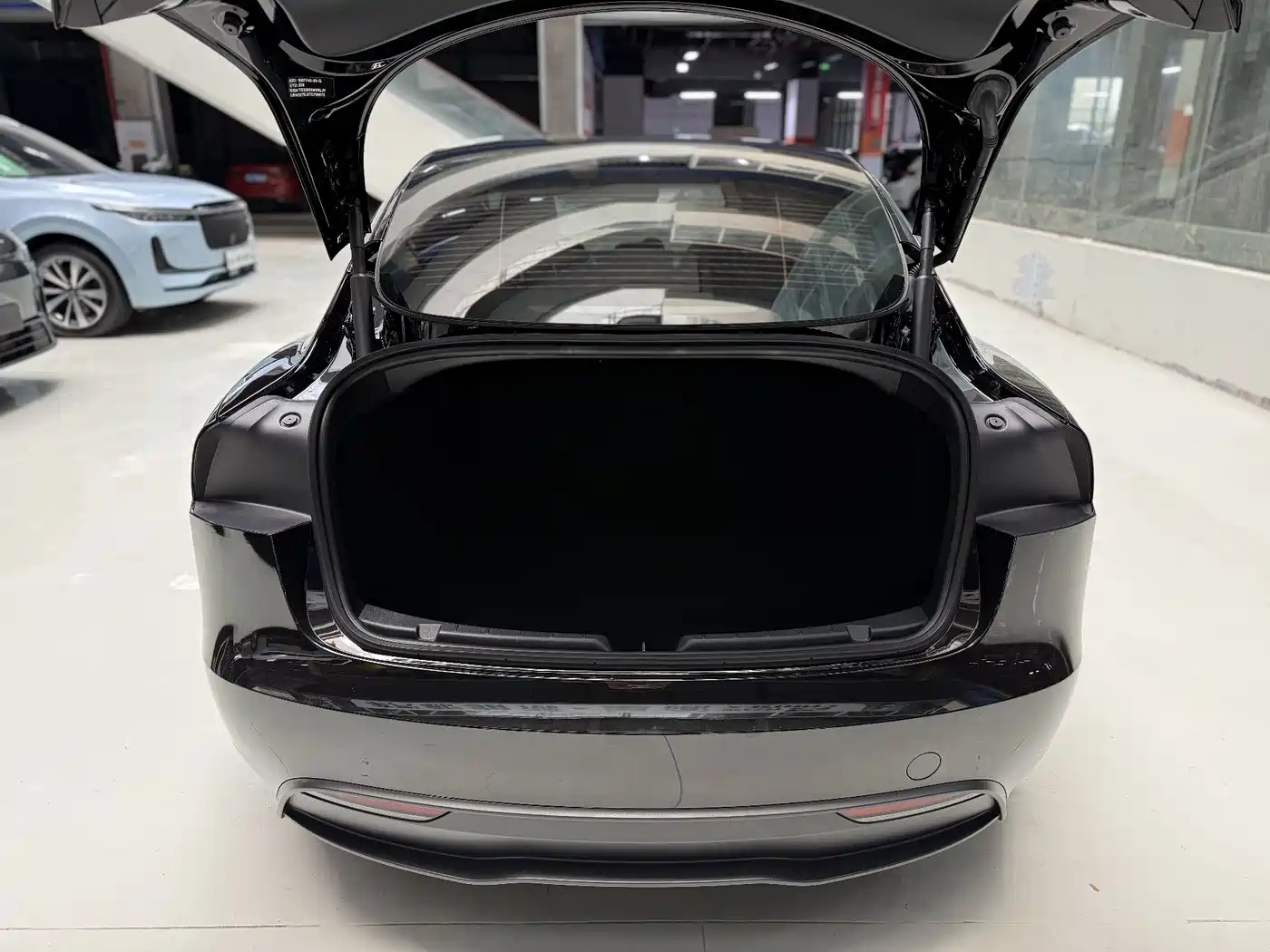 Tesla Model 3 2026 2025 Model Long Range Rear-Wheel Drive