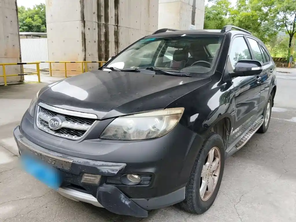 2015 BYD S6