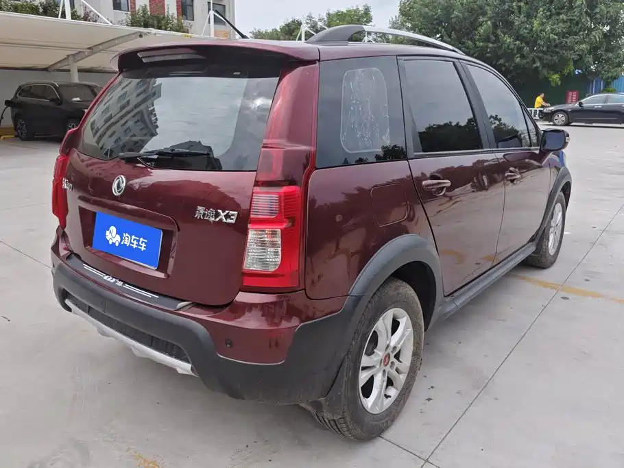 Dongfeng Fengxing Joyear X3 2016 2015 1.5L Comfort Model
