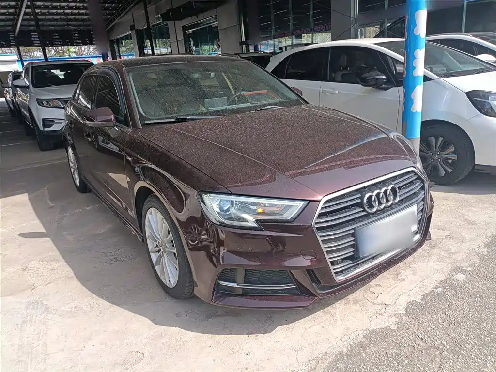 Audi A3 2018 30th Anniversary Sportback 35 TFSI Fashion фото 4