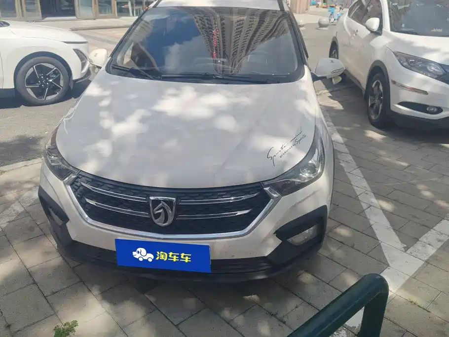 Baojun 310W 2018 2018 1.5L Auto Fashion China V