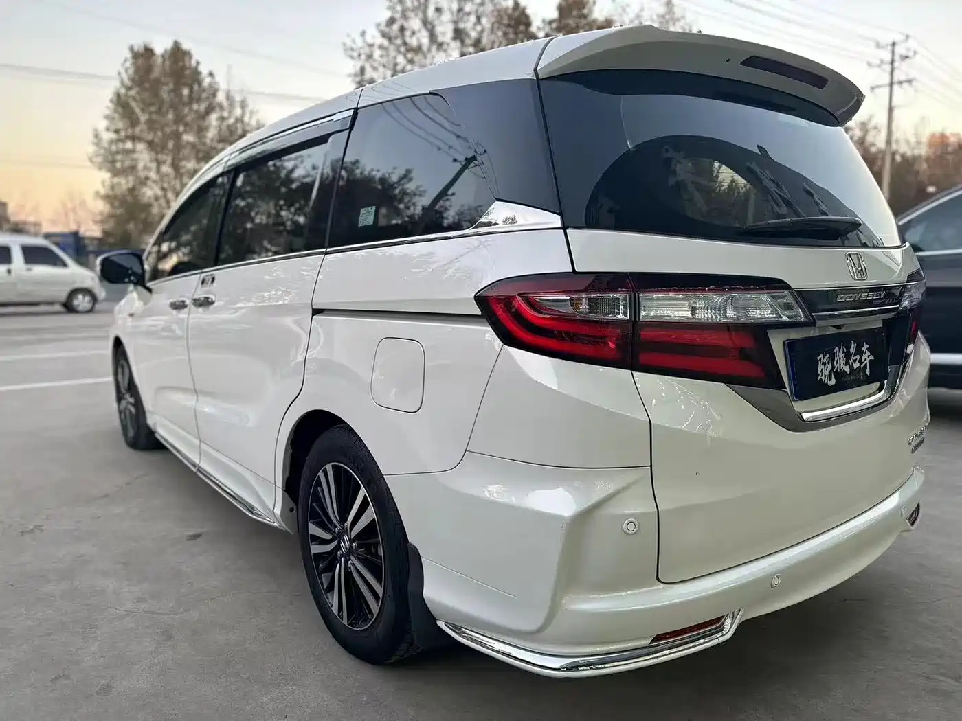 Фото 9 - Honda Odyssey