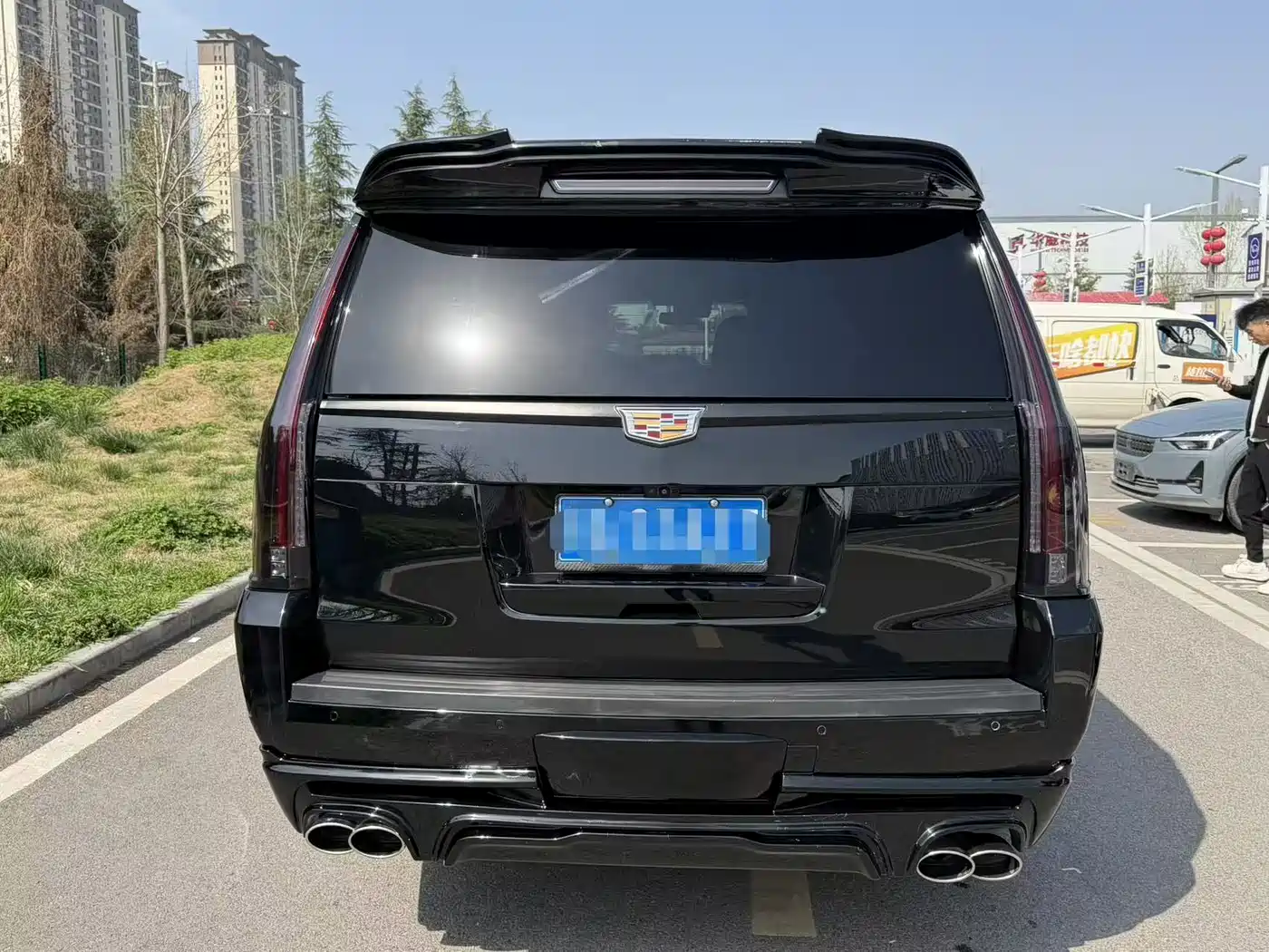 Cadillac Escalade 2017 6.2L ESV Platinum Extended фото 14