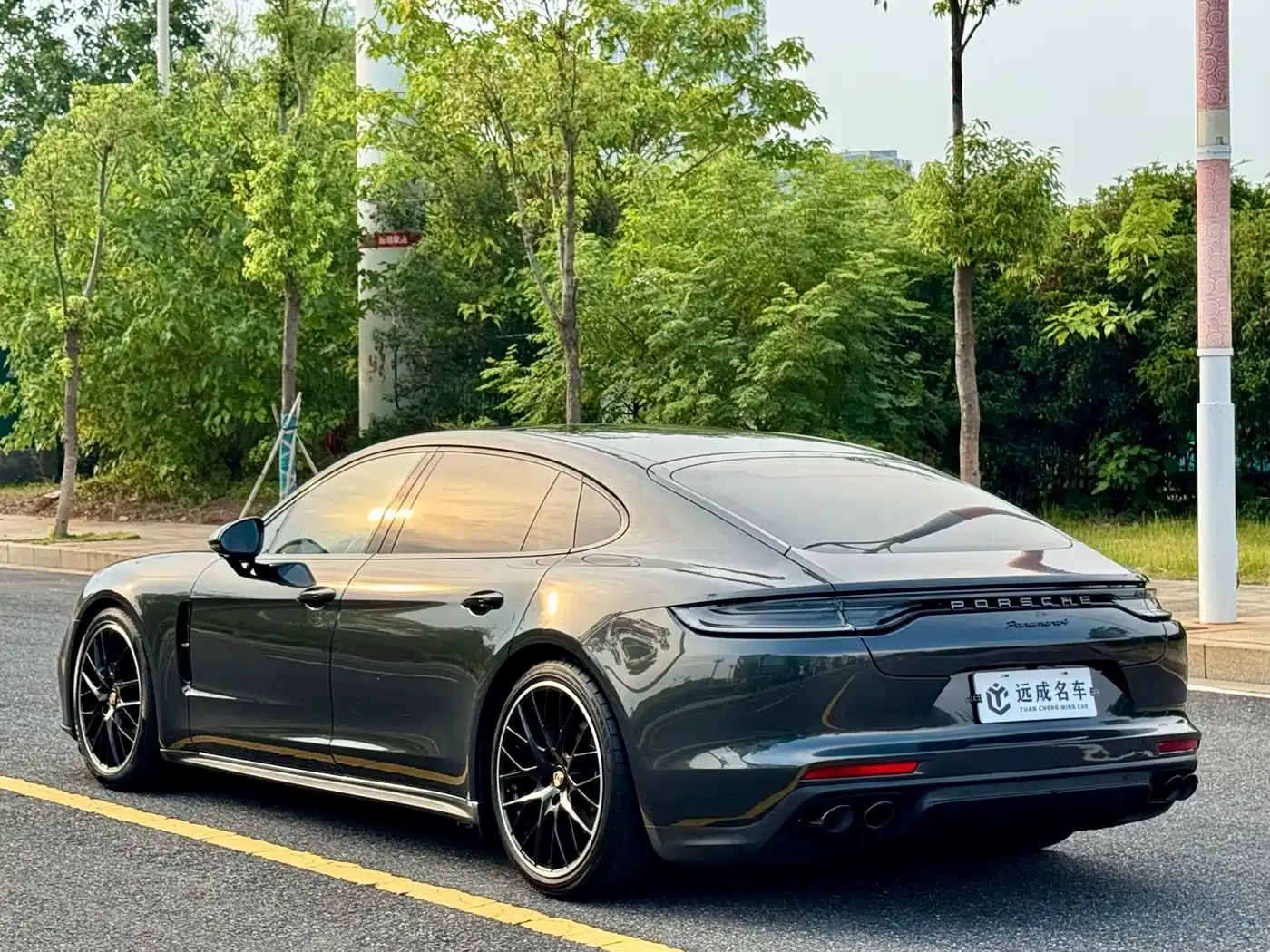 صورة 7 - Porsche Panamera