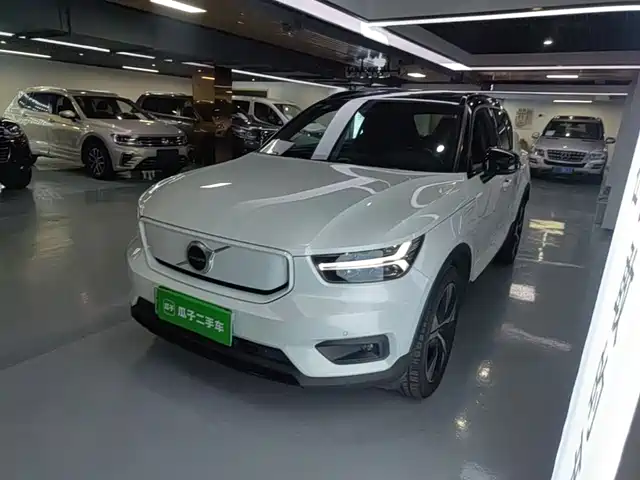 Volvo XC40 P8, электромобиль, Полный привод, Элеганс Спорт