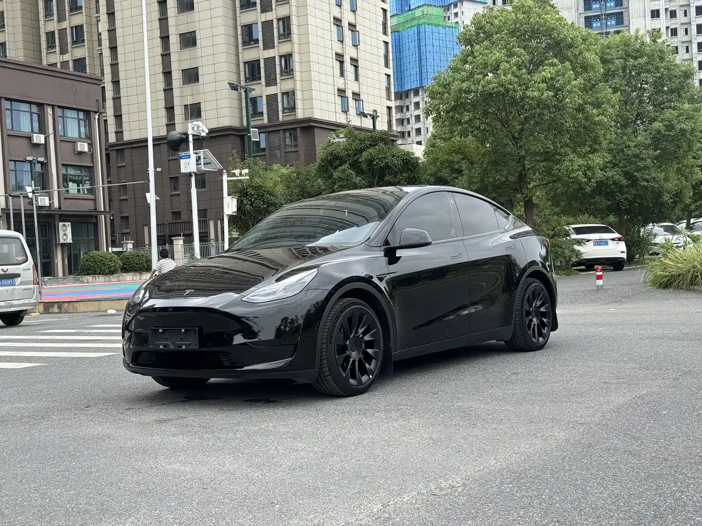 Tesla Model Y 2022 Rear-Wheel Drive Version