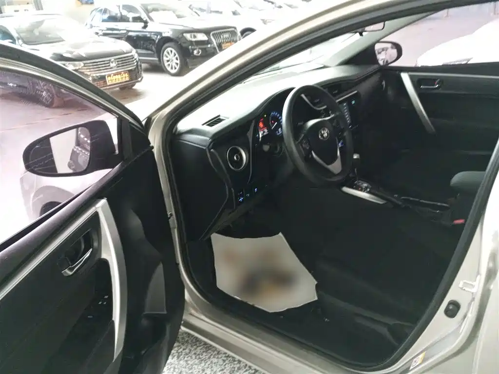 Toyota Corolla 2017 Facelift 1.2T S-CVT GL-i фото 12