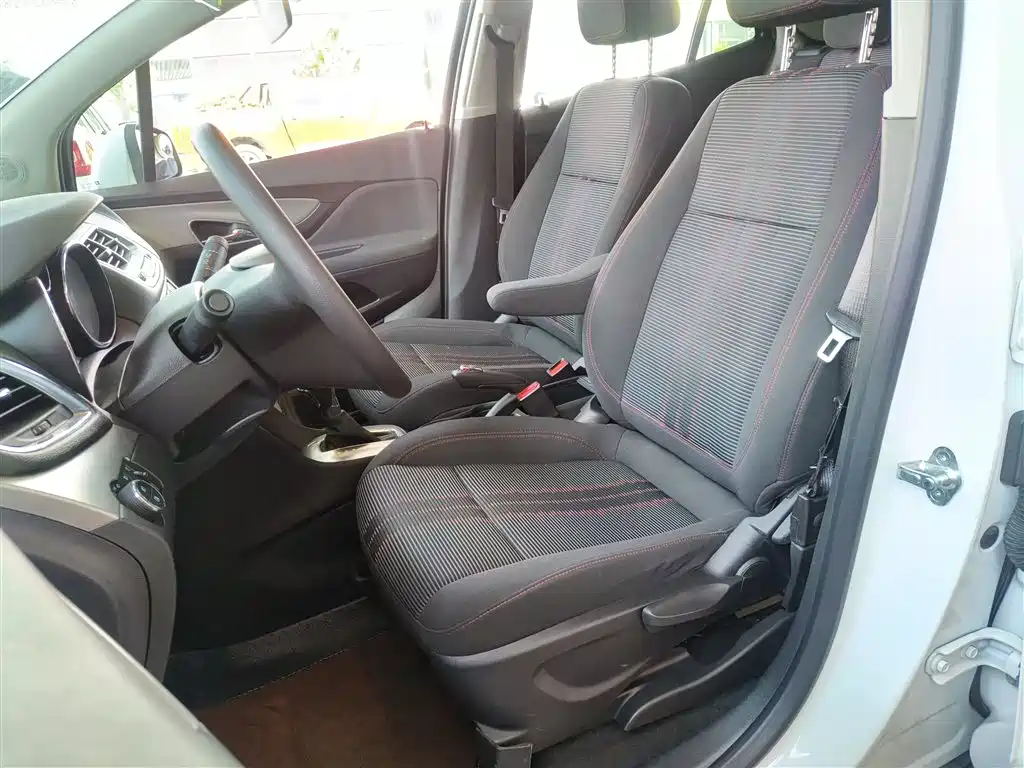 Buick Encore 2015 1.4T Automatic 2WD Urban Elite фото 15
