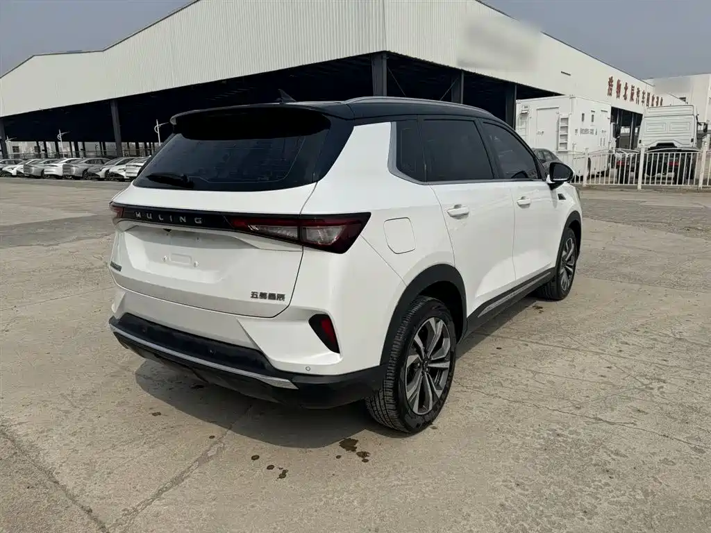 Wuling Motors Wuling Xingchen 2022 2021 1.5T CVT Stellar Edition