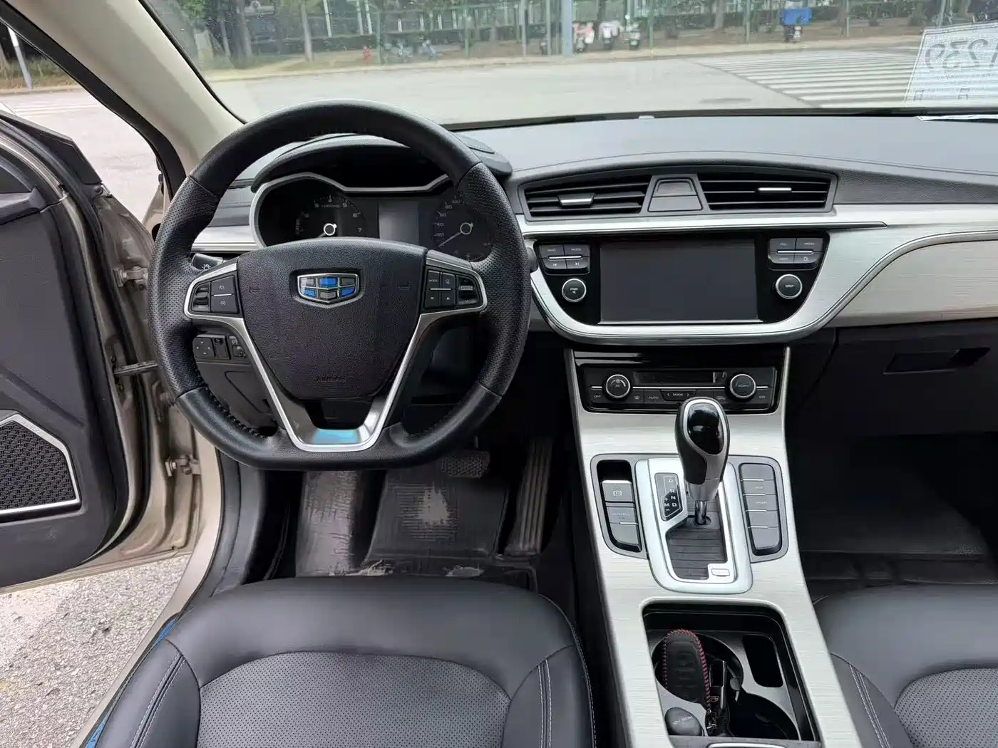 Geely Emgrand GL 2017 2017 1.8L DCT Elite
