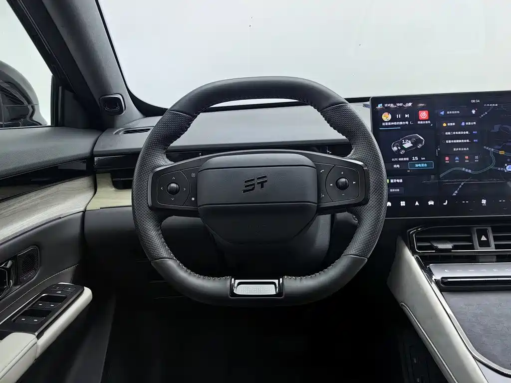 Jetour Shanhai L6 2025 2024 1.5TD DHT ULTRA