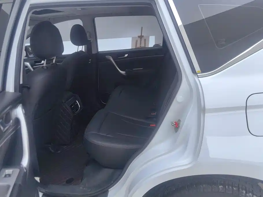Фото 11 - Haval M6