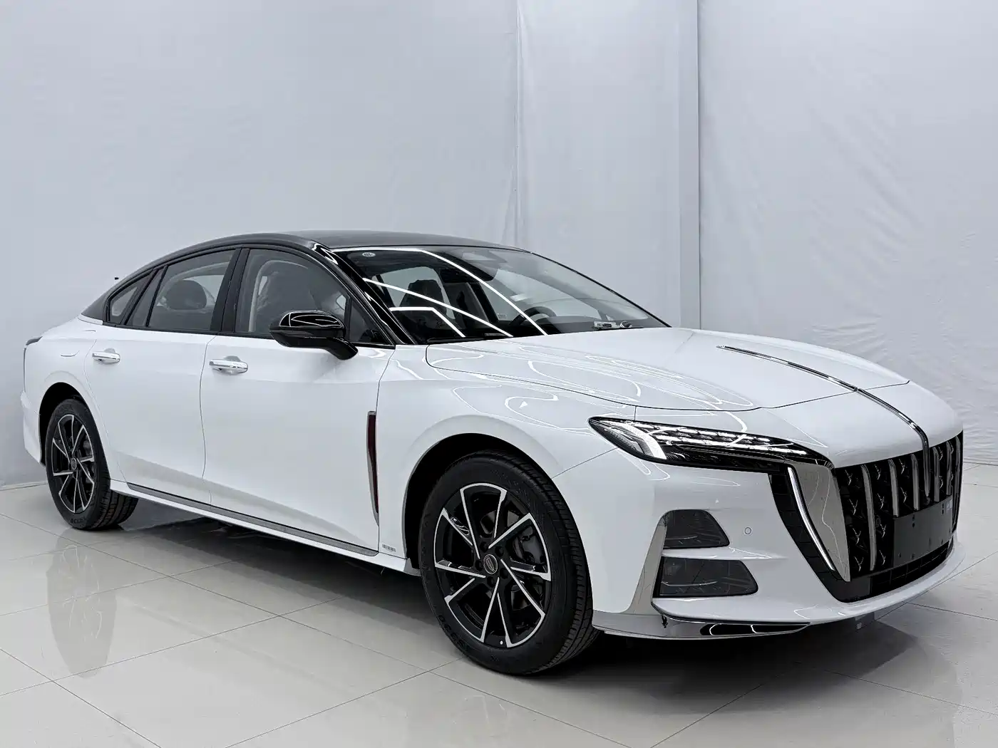 Hongqi H6 2026 2025 Model 2.0T Beauty Edition