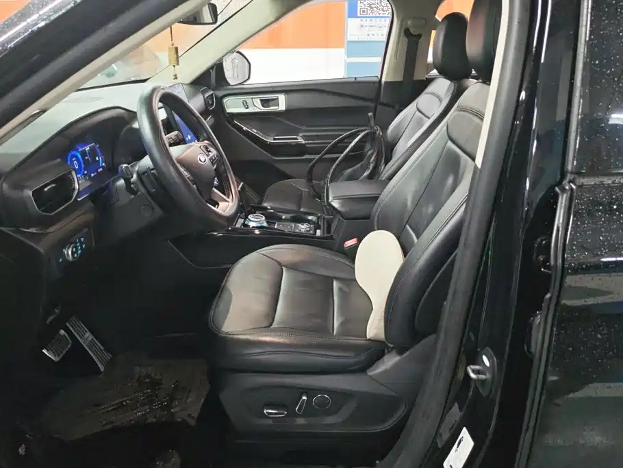 Ford Explorer 2021 2020 EcoBoost 285 AWD Titanium Edition 6-Seater