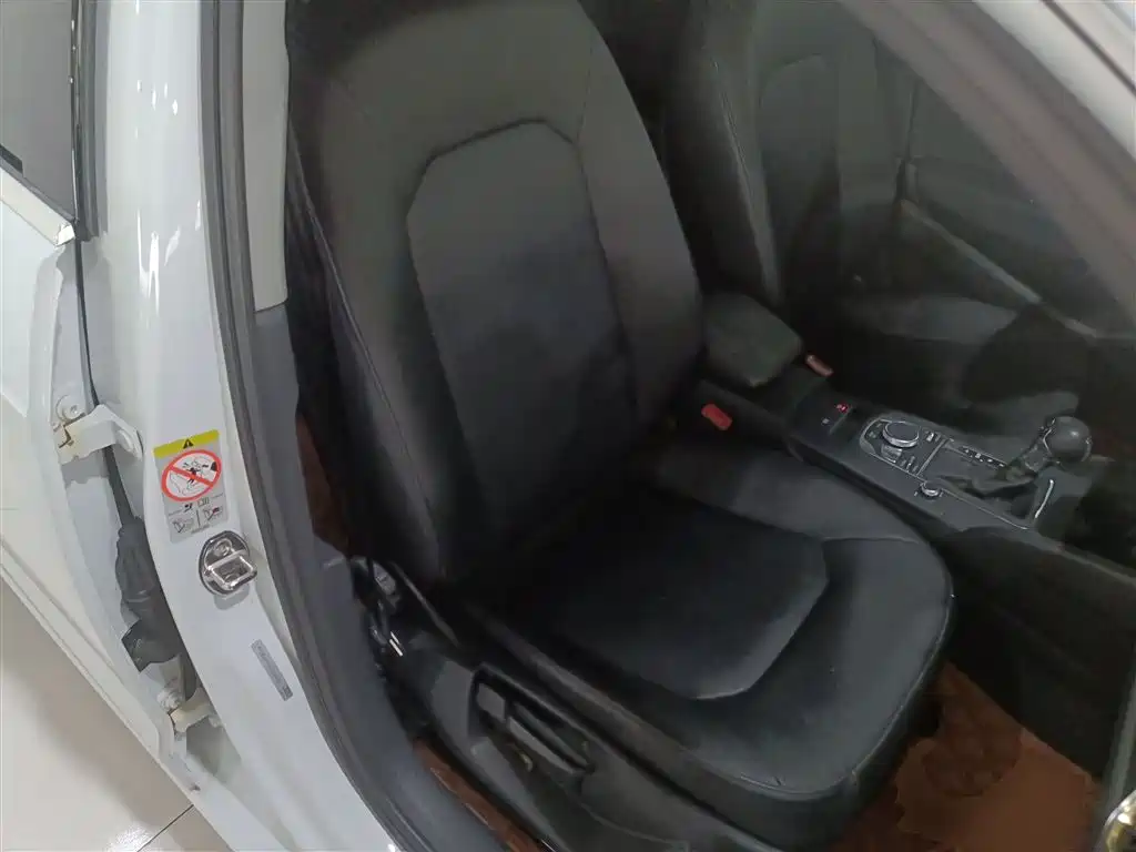 Audi A3 2019 Sportback 35 TFSI Progressive China VI фото 25