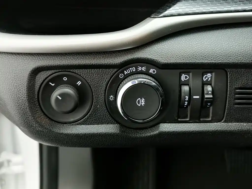 Buick Excelle, миниатюра 21