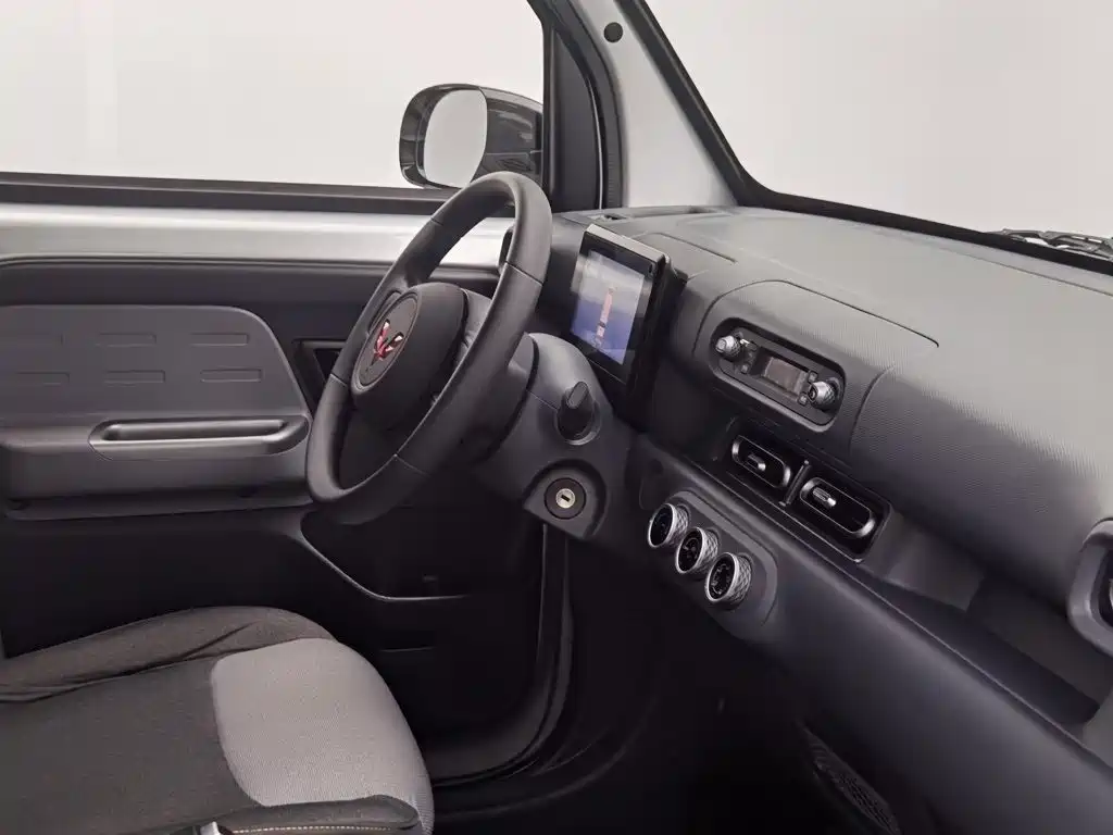 Wuling Motors Wuling Zhiguang NEV 2025 2025 Model 305km Base Version