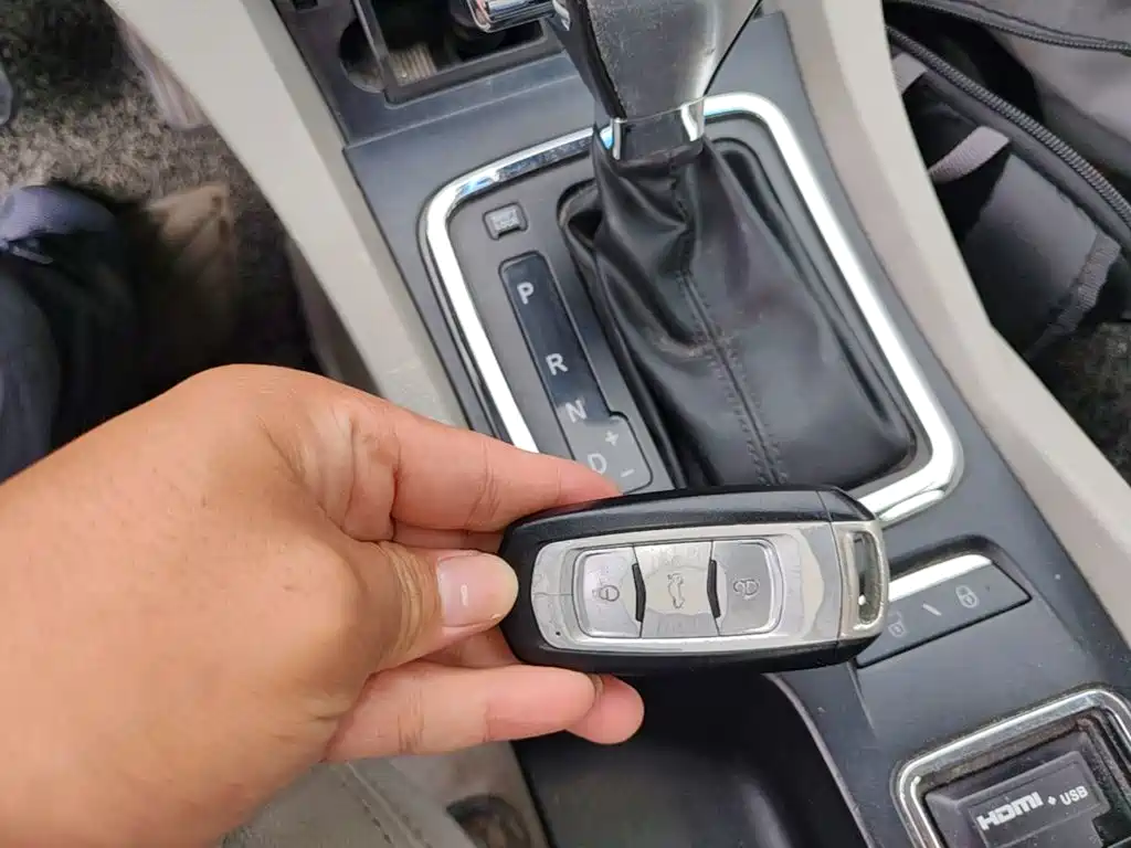 Geely Emgrand 2014 2014 Sedan 1.5L CVT Elite