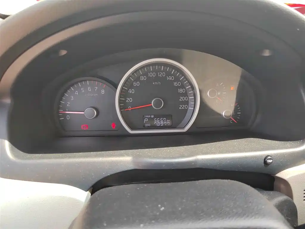 Kia Sportage 2013 2.0L Automatic 2WD GL фото 12