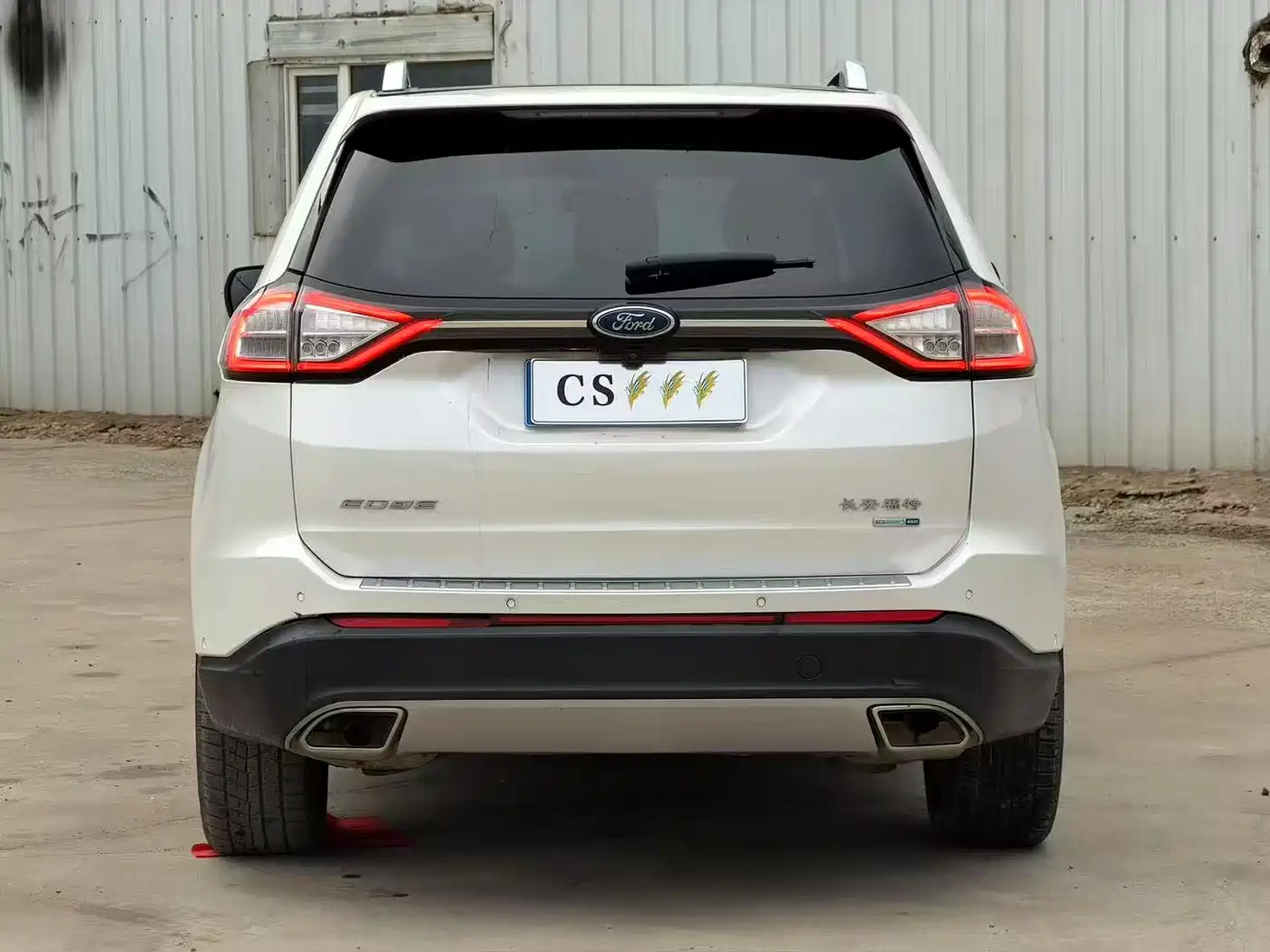 Фото 8 - Ford Edge