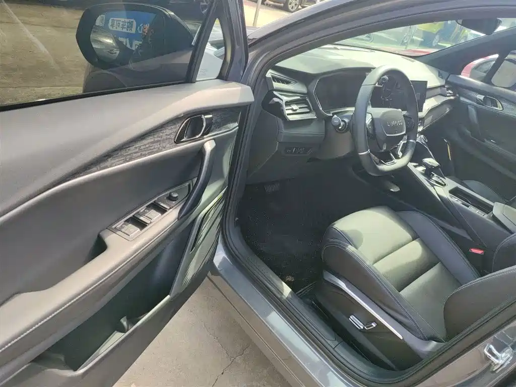 Lynk & Co 06 2020 1.5T Power Pro фото 16