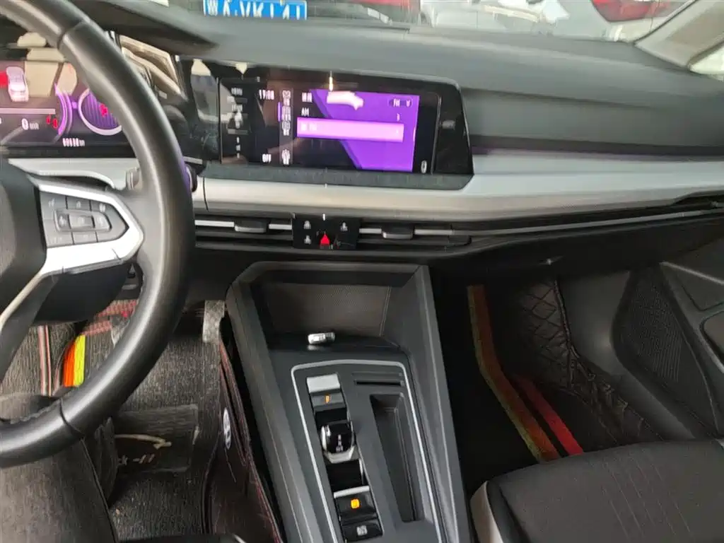 Volkswagen Golf 2021 280TSI DSG Pro фото 12
