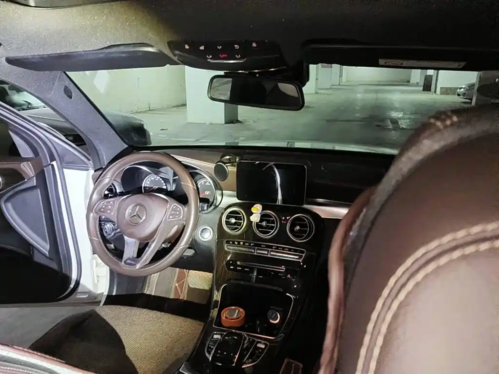 Фото 12 - Mercedes-Benz GLC