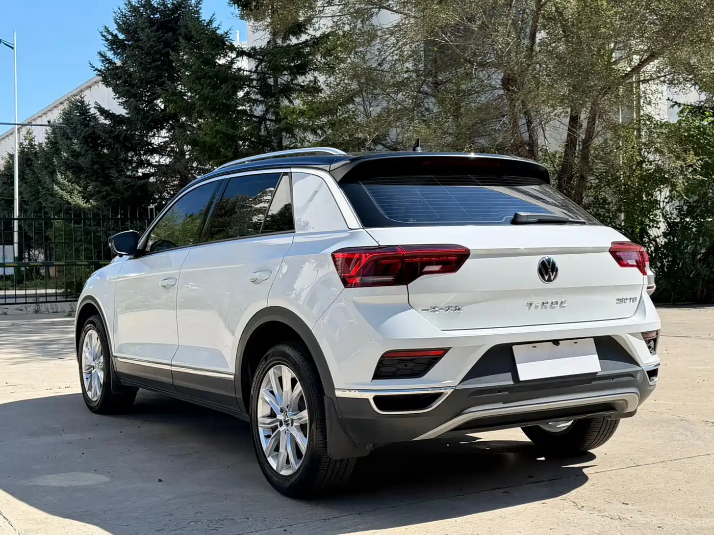 Volkswagen T-Roc, миниатюра 7
