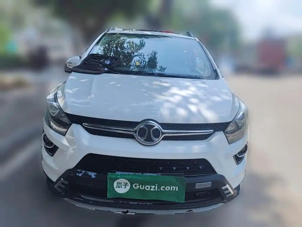 BAIC Senova X25 2016 2015 1.5L Automatic Elite