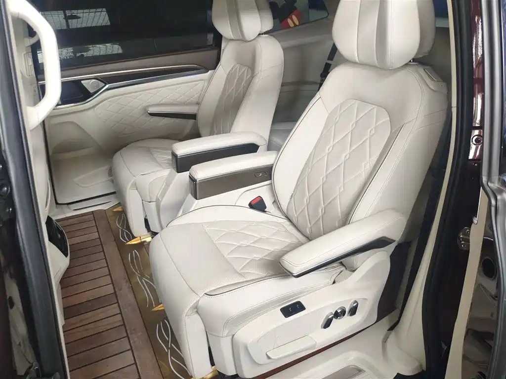 Volkswagen Viloran 2020 380TSI Flagship Edition фото 17