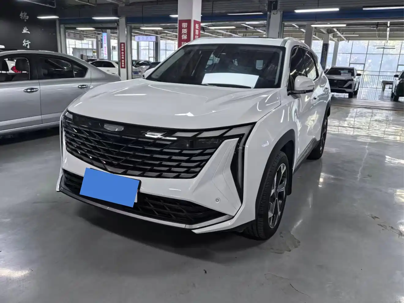Фото 1 - Geely Boyue L