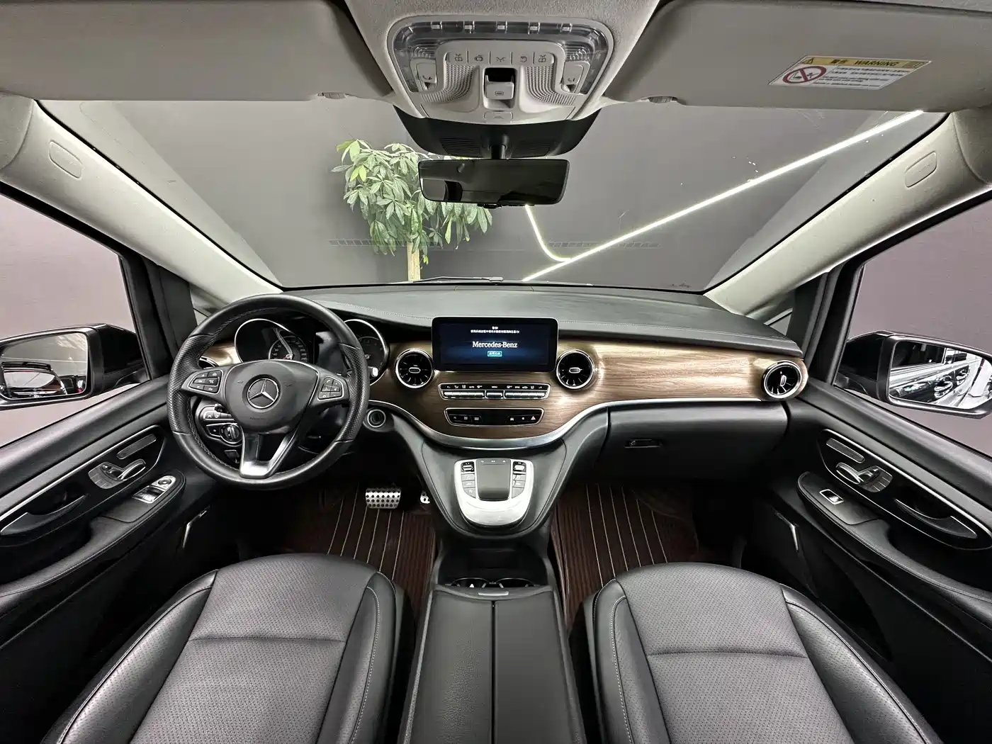 MERCEDES-BENZ V CLASS