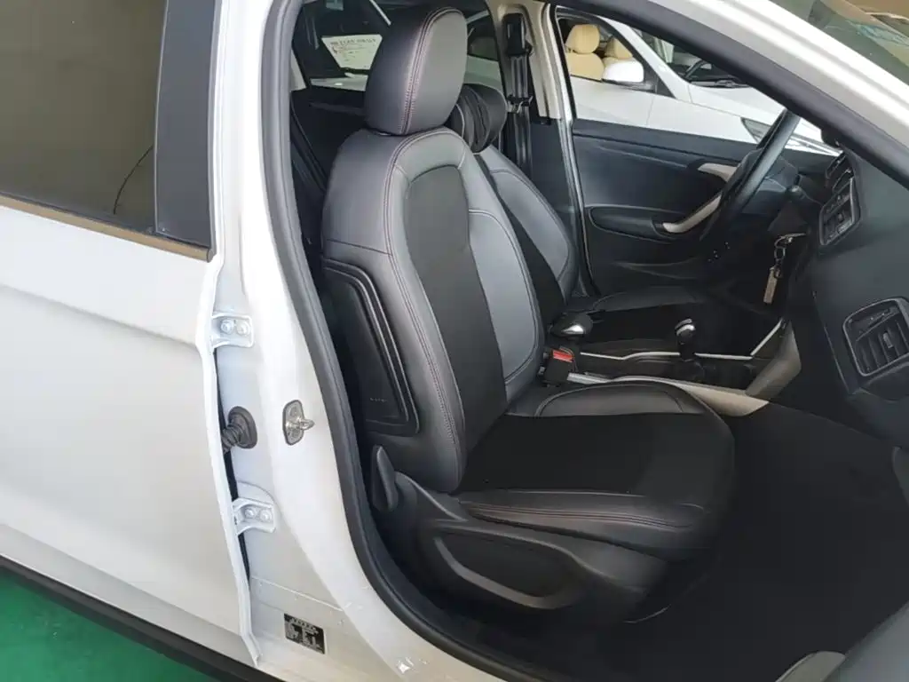 Citroën C3-XR 2016 2015 1.6L Manual Pioneer