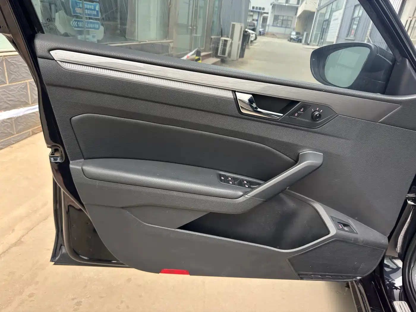 Volkswagen Passat 2017 330TSI DSG Prestige фото 8
