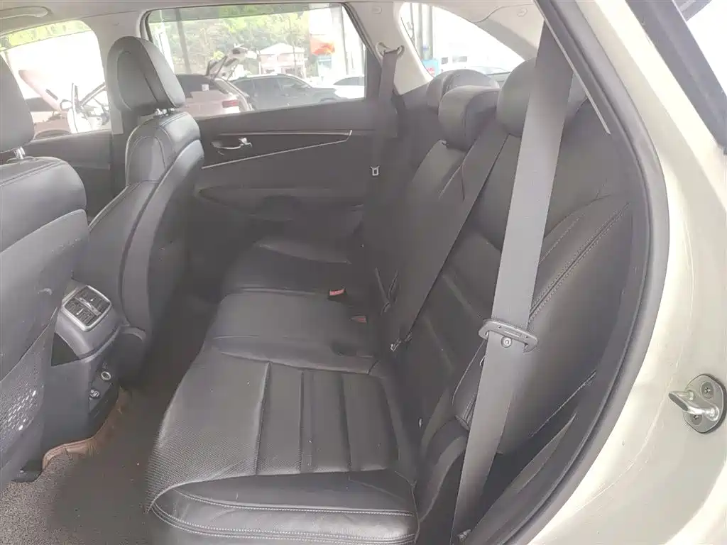 Kia Sorento 2015 Sorento L 2.4L Gasoline 4WD Elite 5-seater China IV фото 13