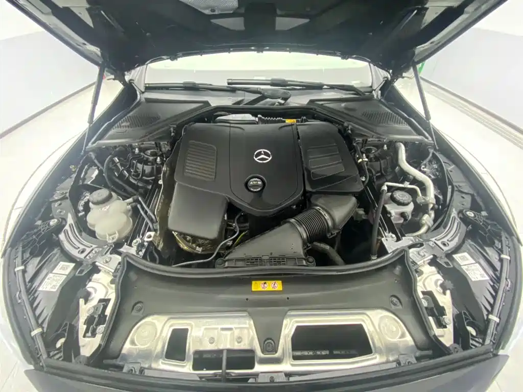 Mercedes-Benz E-Class 2024 Facelift E 300 L Luxury фото 12