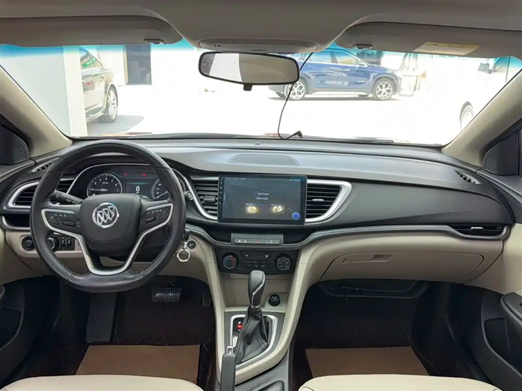 Buick Excelle 2018 15T Dual Clutch Elite (China V) фото 14