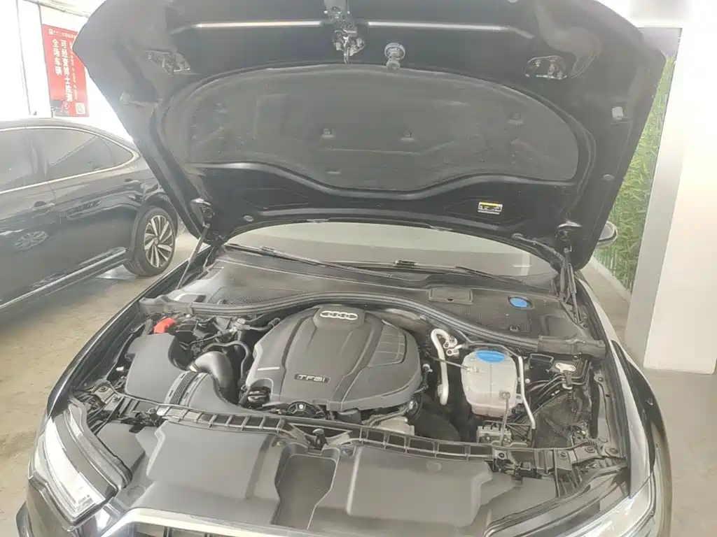 Фото 20 - Audi A6L