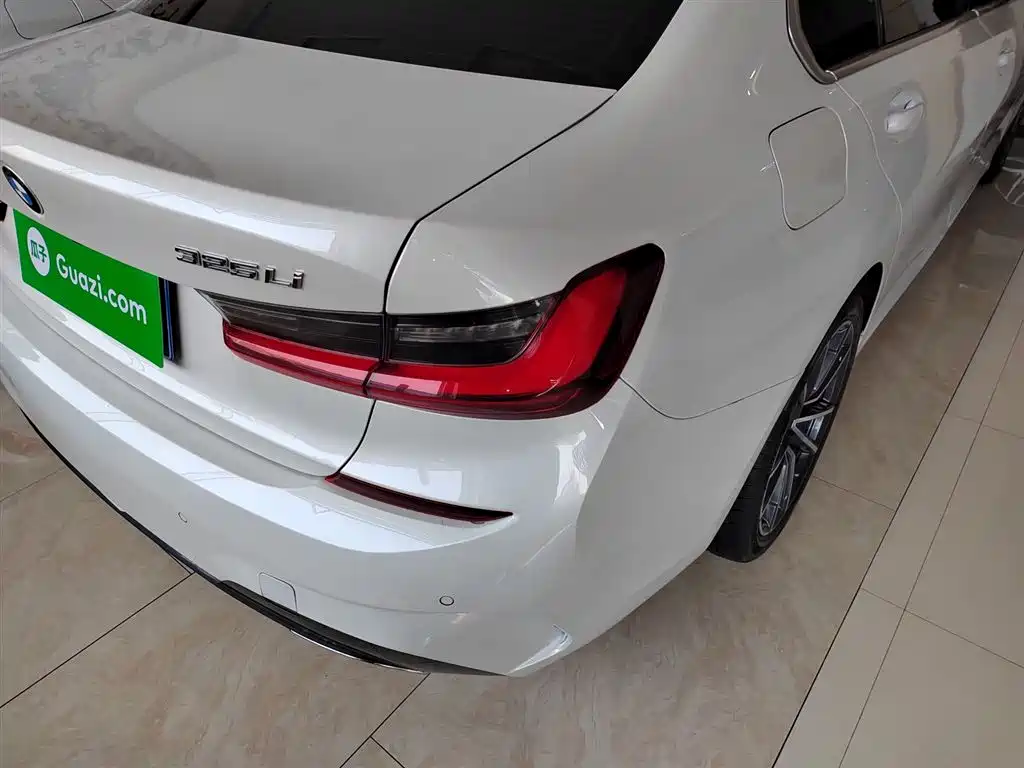 BMW 3 Series 2022 325Li M Sport Package фото 8
