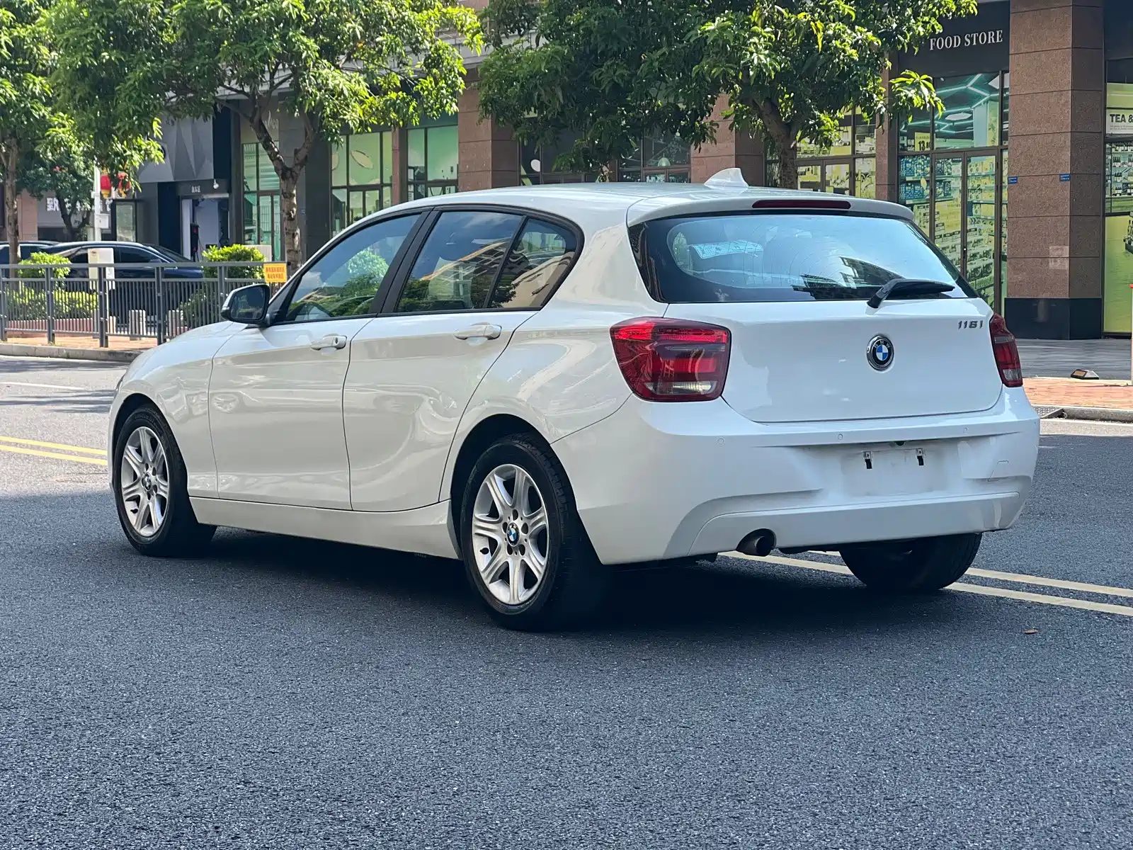 Фото 4 - BMW 1 Series (Import)