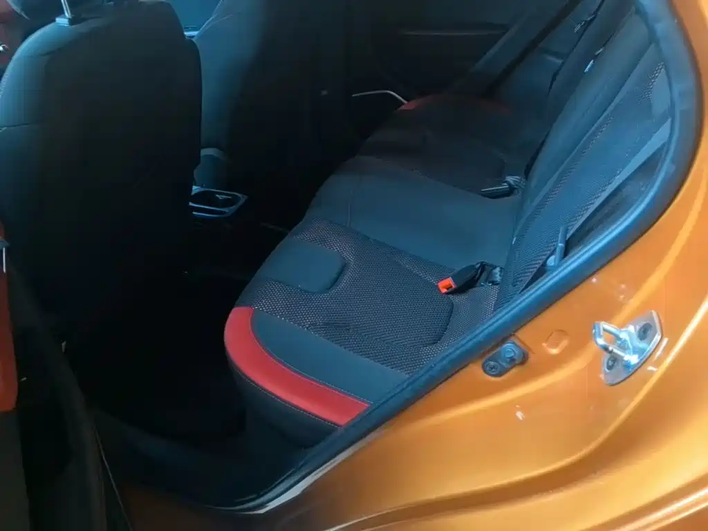 JAC Refine S2 2017 2017 1.5L CVT Luxury Connected