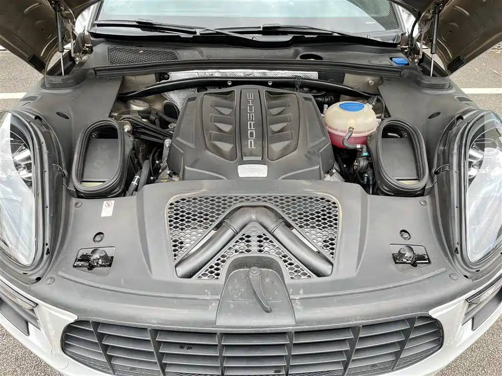 Porsche Macan 2017 Macan S 3.0T фото 10